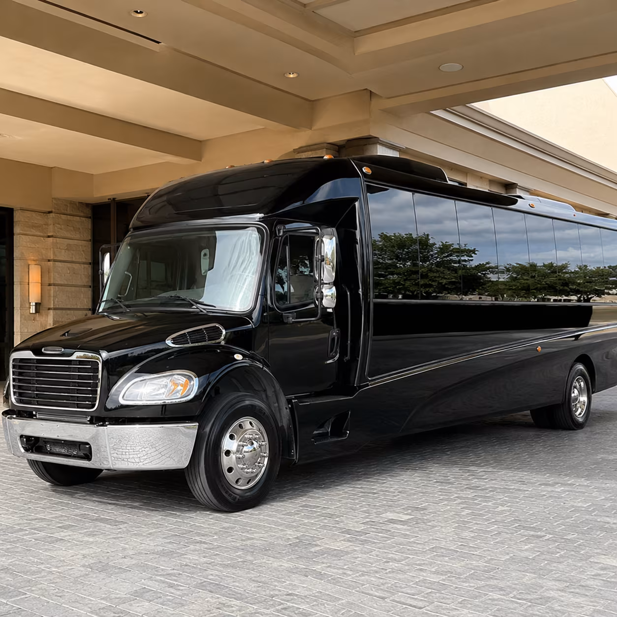 daytona beach 25 passenger minibus