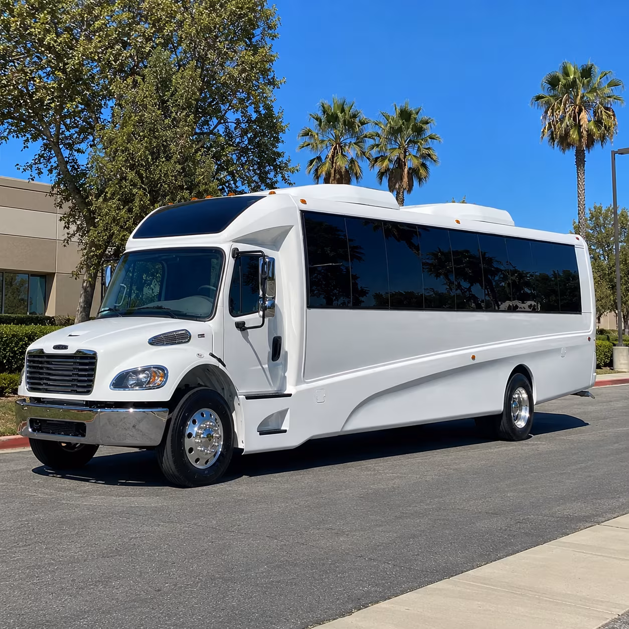 daytona beach 28 passenger minibus