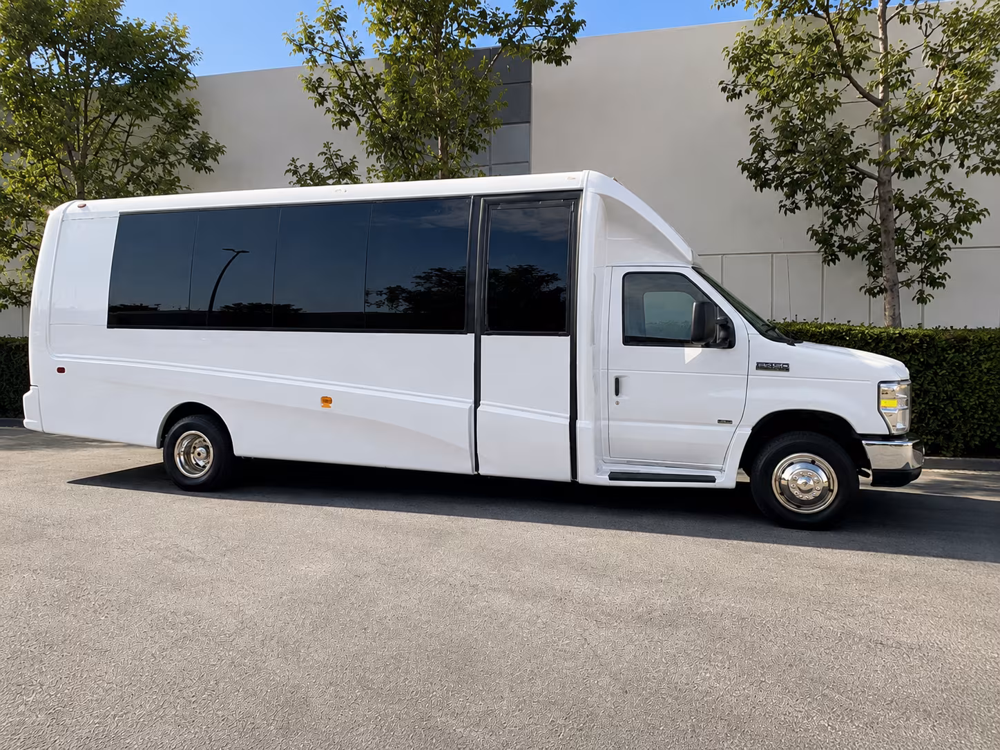 museum field trip buses for daytona beach schools